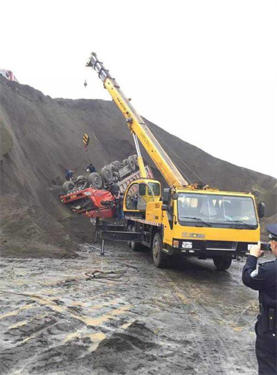 涵江区上犹道路救援